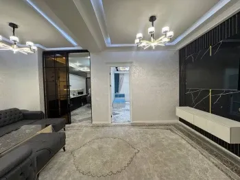 80 м², 3-комн. квартира, 3/10-0