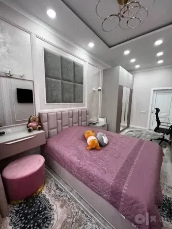 180 м², 5-комн. квартира, 1/9-3
