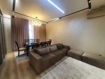 110 м², 3-комн. квартира, 6/8-2