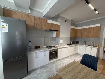 55 м², 2-комн. квартира, 2/8-0