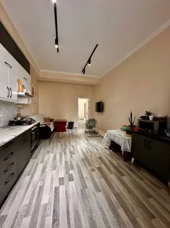 90 м², 3-комн. квартира, 6/9-1