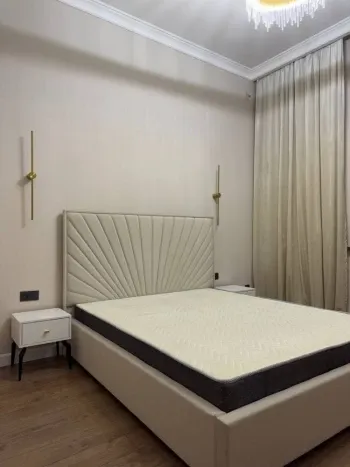 90 m², 3-xonali kvartira, 1/8-2