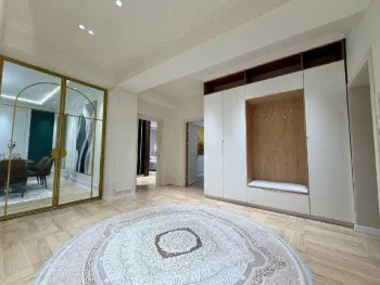 130 м², 4-комн. квартира, 6/8-1
