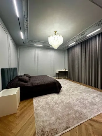 232 м², 5-комн. квартира, 5/10-2
