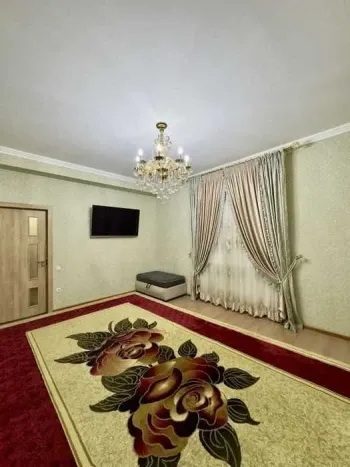 153 м², 5-комн. квартира, 1/8-1