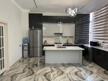 166 m², 5-xonali kvartira, 3/9-1