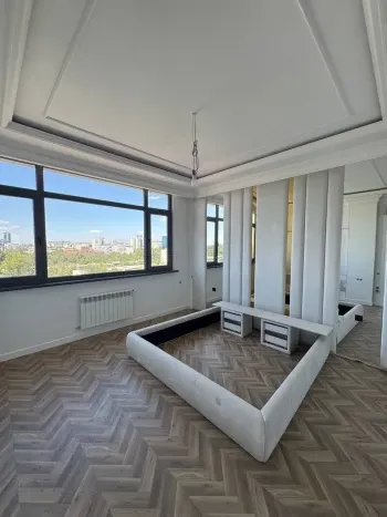 375 м², многокомнатная квартира, 9/10-3