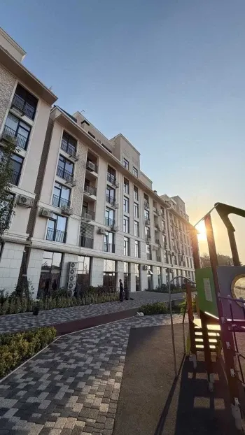 150 м², 2-комн. квартира, 7/7-0