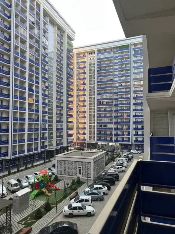 80 м², 2-комн. квартира, 3/16-0