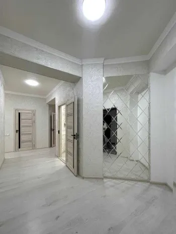 95 м², 4-комн. квартира, 2/10-2