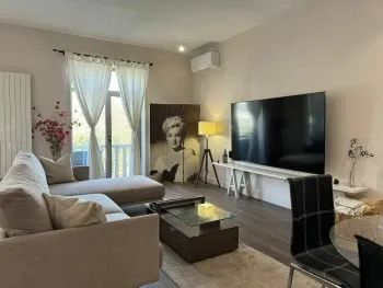 125 м², 3-комн. квартира, 4/8-1