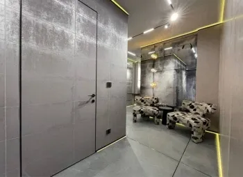 323 м², 5-комн. квартира, 1/1-3