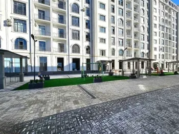 200 м², многокомнатная квартира, 6/7-3