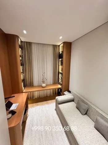 100 м², 3-комн. квартира, 5/7-0