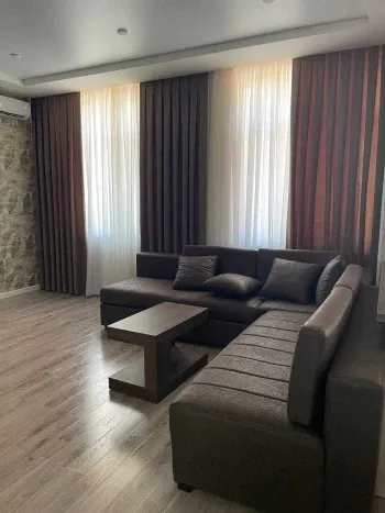 135 m², 3-xonali kvartira, 5/6-1