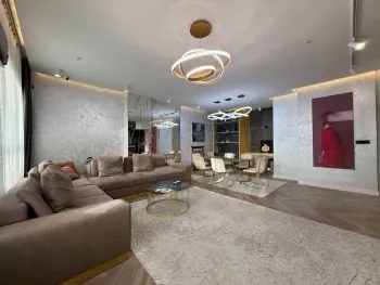 100 м², 2-комн. квартира, 19/25-0