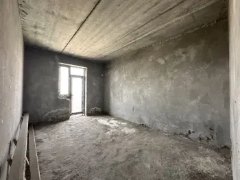 83 м², 3-комн. квартира, 8/9-0