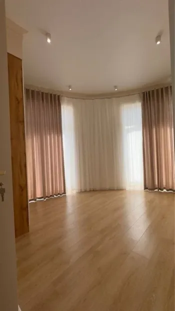 84 м², 4-комн. квартира, 6/8-2