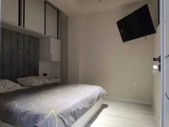 42 м², 2-комн. квартира, 1/6-3