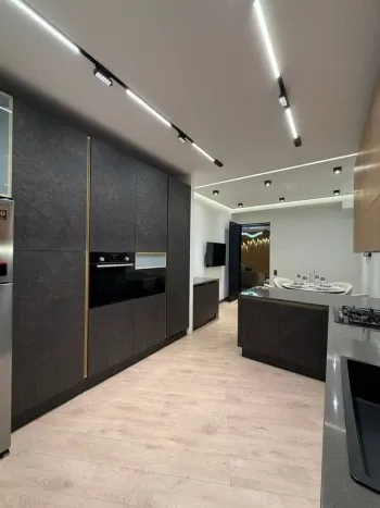 109 м², 3-комн. квартира, 7/10-3