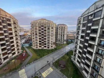 82 м², 3-комн. квартира, 3/9-0