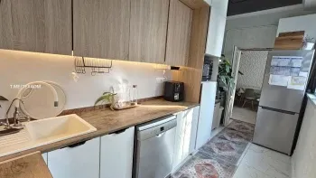 88 м², 3-комн. квартира, 2/8-3