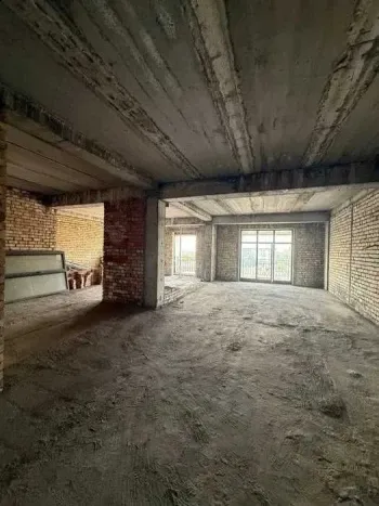 110 m², 4-xonali kvartira, 10/10-1