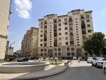 144 м², 4-комн. квартира, 8/8-0