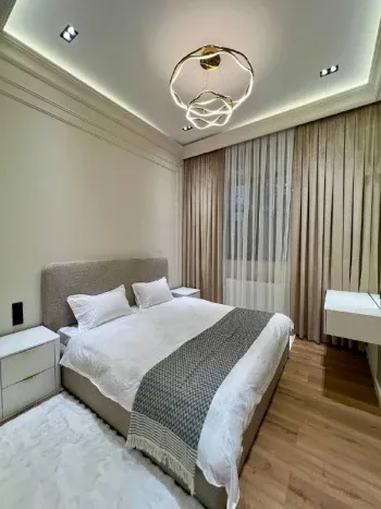 84 м², 3-комн. квартира, 1/8-1
