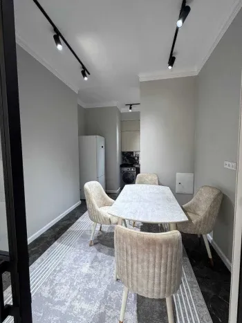 100 м², 4-комн. квартира, 7/9-3