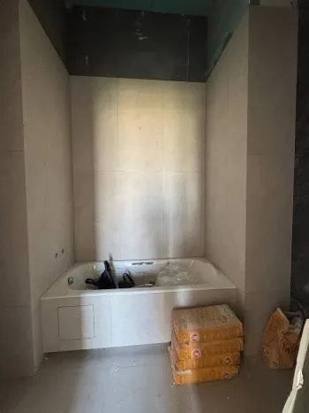 107 м², 3-комн. квартира, 7/7-3