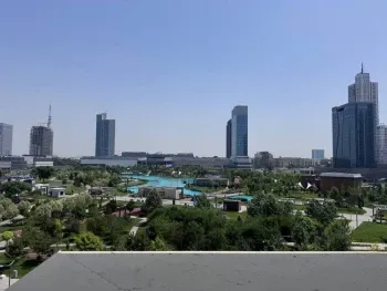 180 м², 3-комн. квартира, 7/7-3