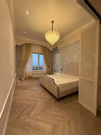 130 м², 4-комн. квартира, 10/10-2