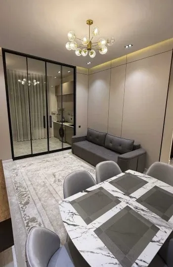80 м², 3-комн. квартира, 2/7-1