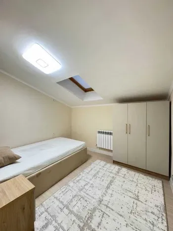 100 м², 4-комн. квартира, 8/9-3