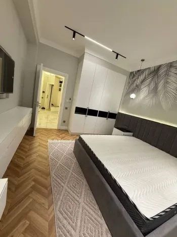 93 м², 3-комн. квартира, 6/8-3