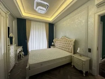 100 м², 3-комн. квартира, 3/8-2