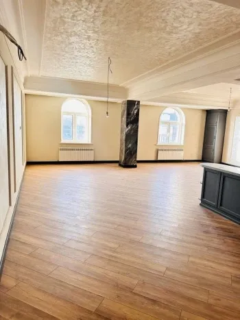 185 m², 5-xonali kvartira, 6/7-2