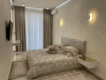 70 м², 2-комн. квартира, 4/8-2