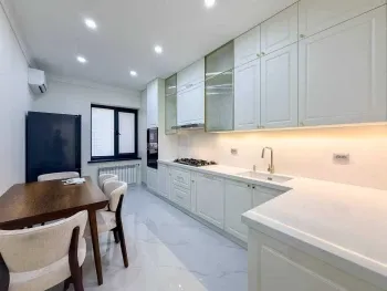 100 м², 4-комн. квартира, 5/9-3