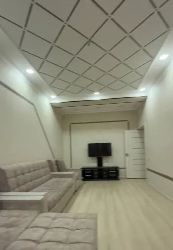 128 м², 4-комн. квартира, 1/6-0