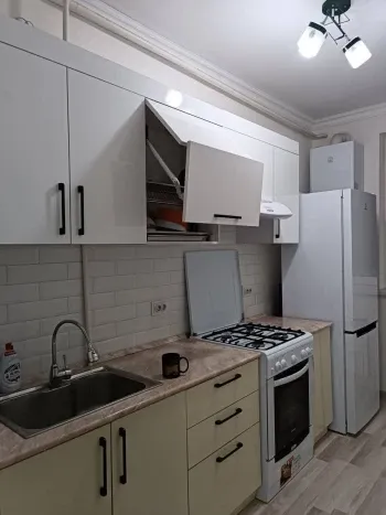 40 м², 2-комн. квартира, 1/9-0