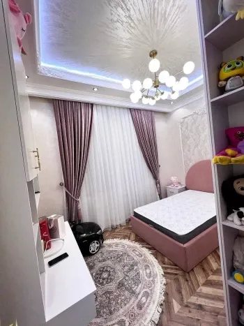 90 м², 4-комн. квартира, 4/9-3