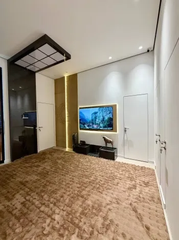 100 м², 4-комн. квартира, 10/10-3