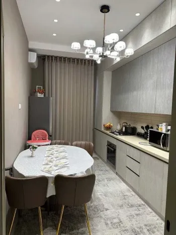 85 м², 3-комн. квартира, 8/11-0