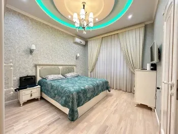 142 m², 4-xonali kvartira, 6/7-2