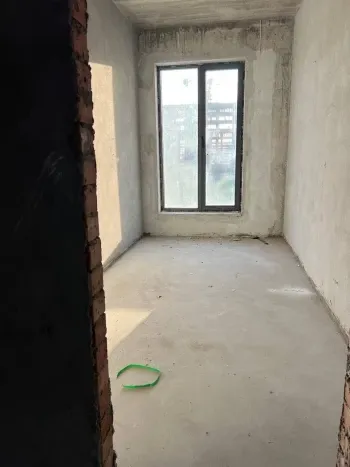 107 м², 4-комн. квартира, 5/9-3