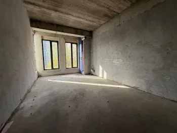 107 м², 5-комн. квартира, 5/9-1