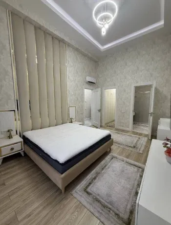 111 м², 3-комн. квартира, 7/7-1