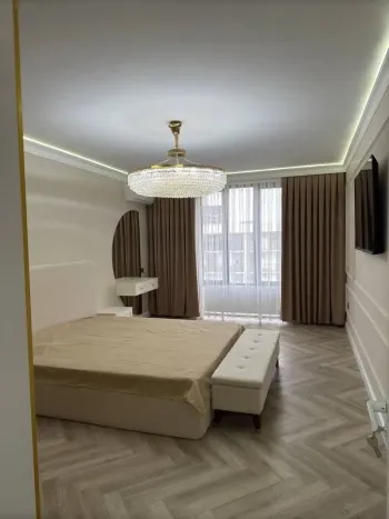 145 m², 5-xonali kvartira, 9/9-2